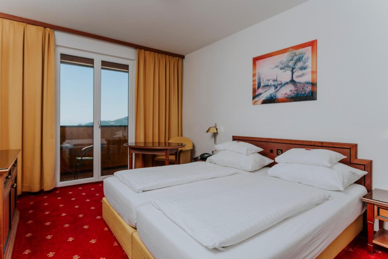 Hotel Friesacherhof Prebl Bagian luar foto