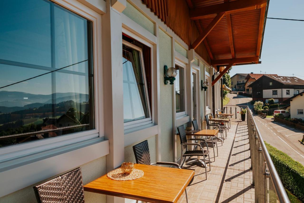 Hotel Friesacherhof Prebl Bagian luar foto